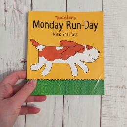 Monday Run-Day - książeczk do nauki nazw dni tygodnia po angielsku