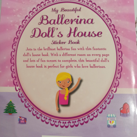 Ballerina Doll's House - książeczka o pomieszczeniach w domu