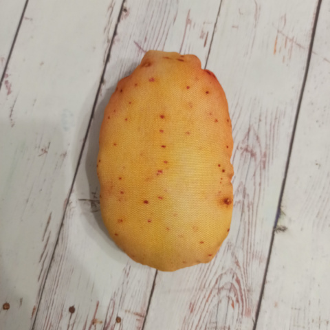 Ziemniak z piszczałką do gry w Gorącego Ziemniaka