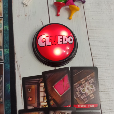 CLUEDO - Liars Edition CLUEDO - Liars Edition
