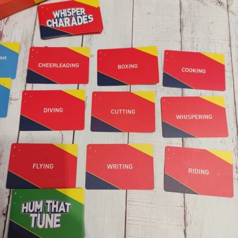 Family Games Night In - 4 gry w 1 Family Games Night In - 4 gry w 1