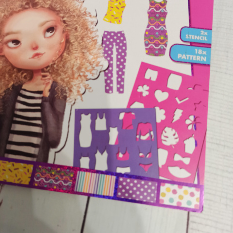 Fashion Paper Pad - zestaw do projektowania ubrań różowy Fashion Paper Pad - zestaw do projektowania ubrań różowy