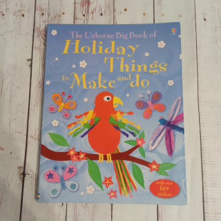 Holiday Things to Make and Do - Usborne