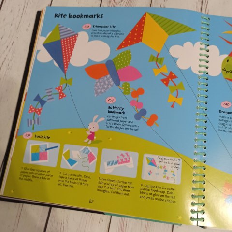 365 Things o to Make and Do - Usborne 365 Things o to Make and Do - Usborne