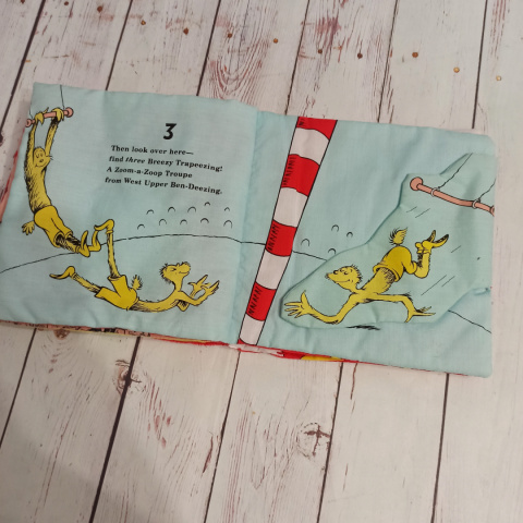 Dr. Seuss's Circus McGurkus 1,2,3! książeczka materiałowa sensoryczna Dr. Seuss's Circus McGurkus 1,2,3! książeczka materiałowa sensoryczna