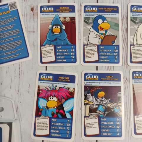 TOP TRUMPS Club Penguin