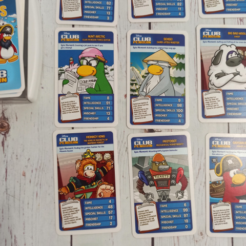 TOP TRUMPS Club Penguin