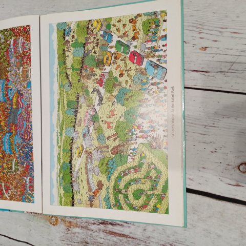 Where's Wally? - Big Poster Book Where's Wally? - Big Poster Book