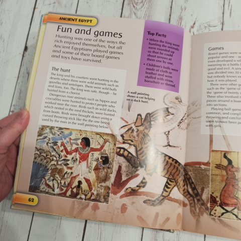Children's ANCIENT WORLD Encyclopedia Children's ANCIENT WORLD Encyclopedia