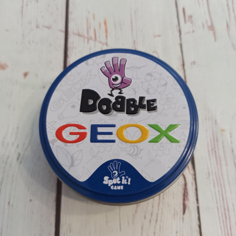 Dobble Ochrona Środowiska GEOX granatowa puszka Dobble Ochrona Środowiska GEOX granatowa puszka