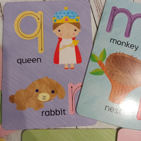 Grube karty do śledzenia palcem literki i cyferki Grube karty do śledzenia palcem literki i cyferki