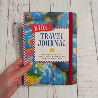 KIDS' TRAVEL JOURNAL