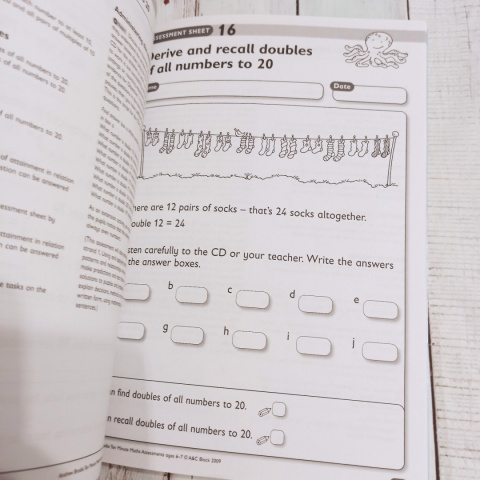 Maths Assessments for ages 6-7 z płytą CD Maths Assessments for ages 6-7 z płytą CD
