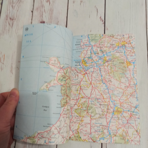 Pocket Road Atlas of Great Britain Pocket Road Atlas of Great Britain
