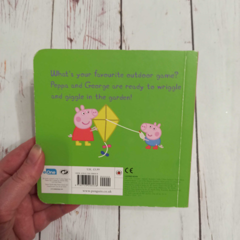 Książka PEPPA PIG Piggy in the Middle Książka PEPPA PIG Piggy in the Middle