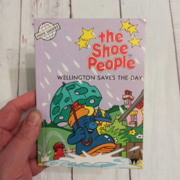 Książka THE SHOE PEOPLE