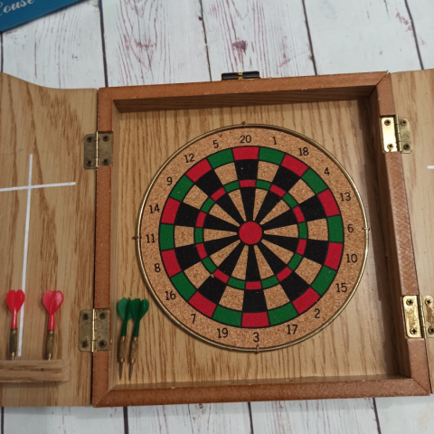 Mini House Dartgame - korkowa tarcza z rzutkami