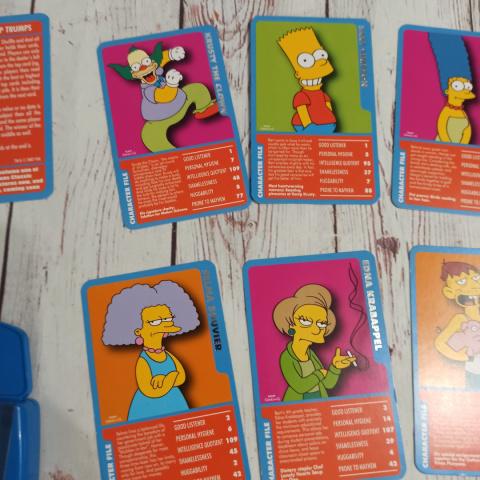 TOP TRUMPS THE SIMPSONS