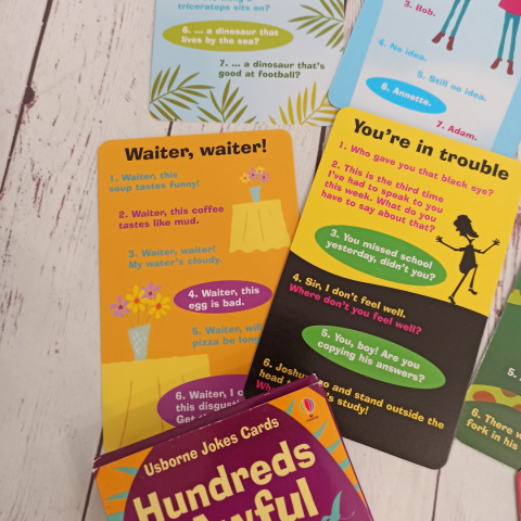 Hundreds of Awful Jokes - żarty dla dzieci od Usborne Hundreds of Awful Jokes - żarty dla dzieci od Usborne