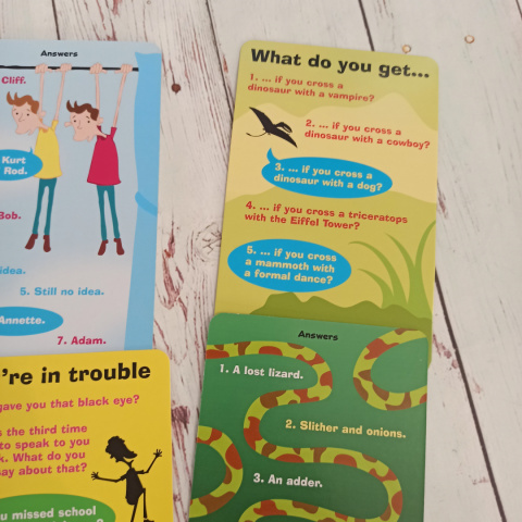 Hundreds of Awful Jokes - żarty dla dzieci od Usborne Hundreds of Awful Jokes - żarty dla dzieci od Usborne