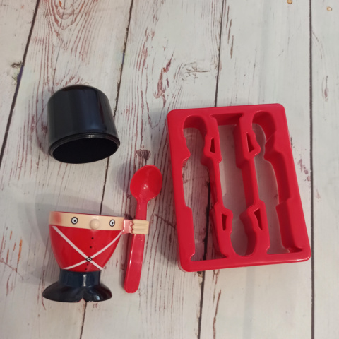 SOLDIER Egg Cup and Toast Cutter