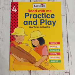 Książka Read with Me - Practice and Play 4 karty pracy + gra