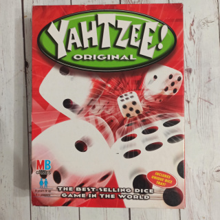 Yahtzee - gra w kości z areną