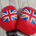 Dwie rękawice z flagą brytyjską