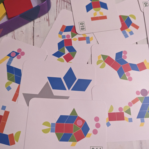 Shapes Puzzle - drewniane kształty do układania w obrazki z kart