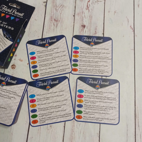 Trivial Pursuit Coasters - quiz z wiedzy ogólnej, kategorie - 120 pytań