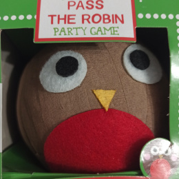 Christmas Pass the Robin - kula z ukrytymi prezentami pod każdą warstwą