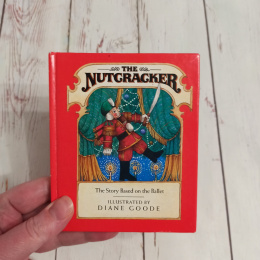 The Nutcracker - świąteczna książeczka
