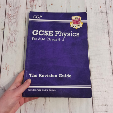 GCSE - PHYSICS - podręcznik do fizyki po angielsku CLIL