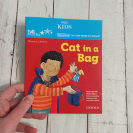 Cat in a Bag - książeczk do nauki czytania z zadaniami na końcu