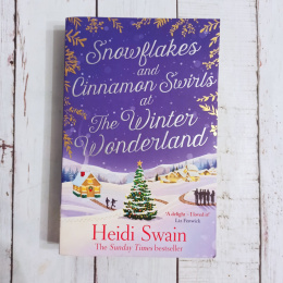 Snowflakes and Cinamon Swirls at the Winter Wonderland - Heidi Swain