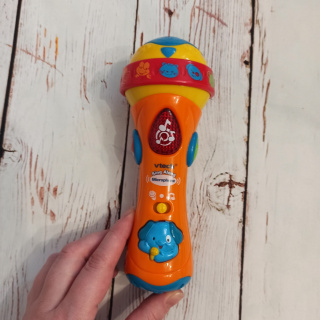 Vtech Muzyczny mikrofonik Z DŹWIĘKAMI ZWIERZĄT I PIOSENKAMI