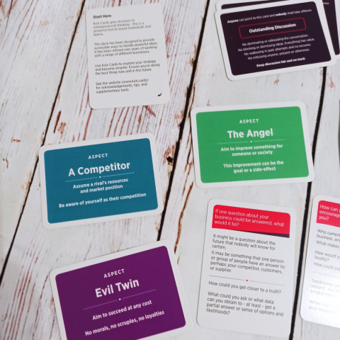 Kick Cards for a Better Business - angielski w biznesie speaking