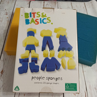 BITS & BASICS - people sponges - ludzikowe gąbki