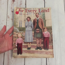 Czasopismo o Królowej Elżbiecie - For Every Land - Queen Elisabeth 1953 rok