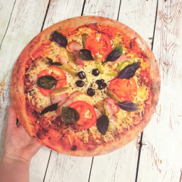 Plastikowa mata Pizza XL 38 cm OLIWKI - na zajęcia o pizzy, jedzeniu