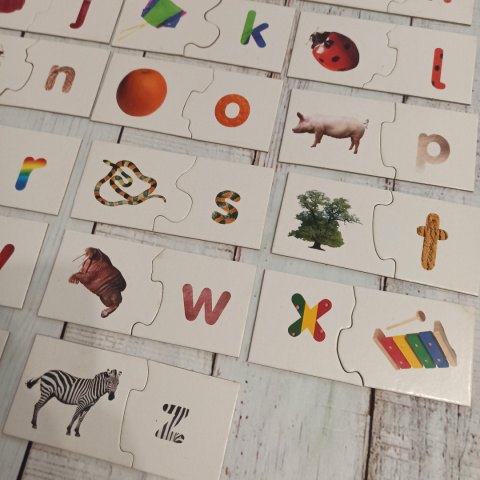 ALPHABET - puzzle, układanki