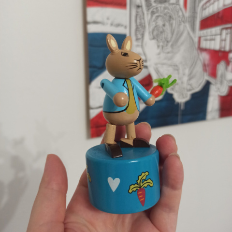 Drewniana Figurka Peter Rabbit - Piotruś Królik