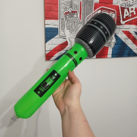 Duży nadmuchiwany mikrofon - piszczący po ściśnięciu - 42 cm