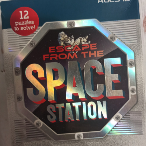 ESCAPE ROOM gra - Escape From the Space Station