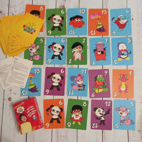 Mystery Card Games z postaciami i czynnościami Mystery Card Games z postaciami i czynnościami