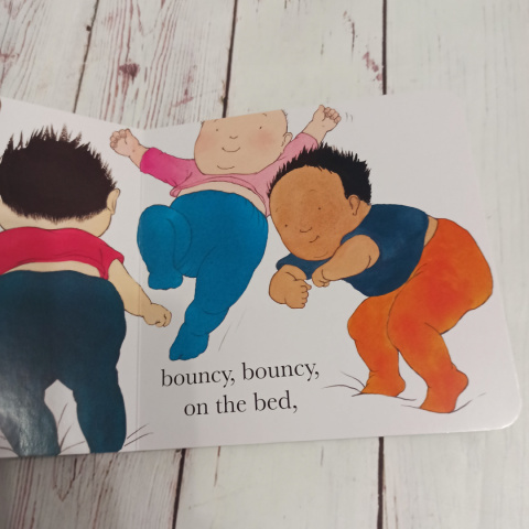 BOUNCING BABBIES - Helen Oxenbury BOUNCING BABBIES - Helen Oxenbury