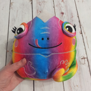 Pluszowy Kolorowy Kameleon squishy - idealny na zajecia do bajki The Mixed Up Chameleon