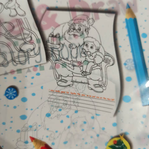 Colouring and Activity Pack Christmas/Winter - naklejki, kolorowanki, łamigłówki NOWA