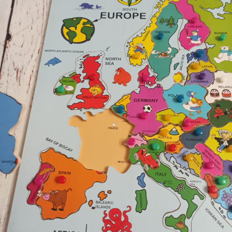 Puzzle EUROPE - drewniane z uchwytami