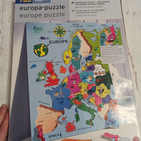 Puzzle EUROPE - drewniane z uchwytami